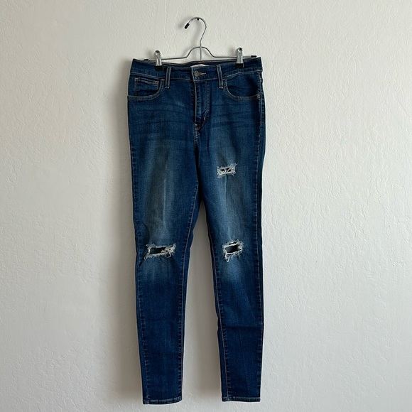 Levi’s 720 high rise super skinny - Picture 1 of 3